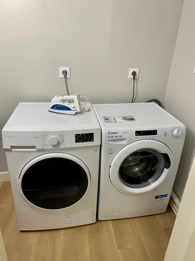 Grand Appartement De Caractere Au Coeur De Ville Moulins  Luaran gambar